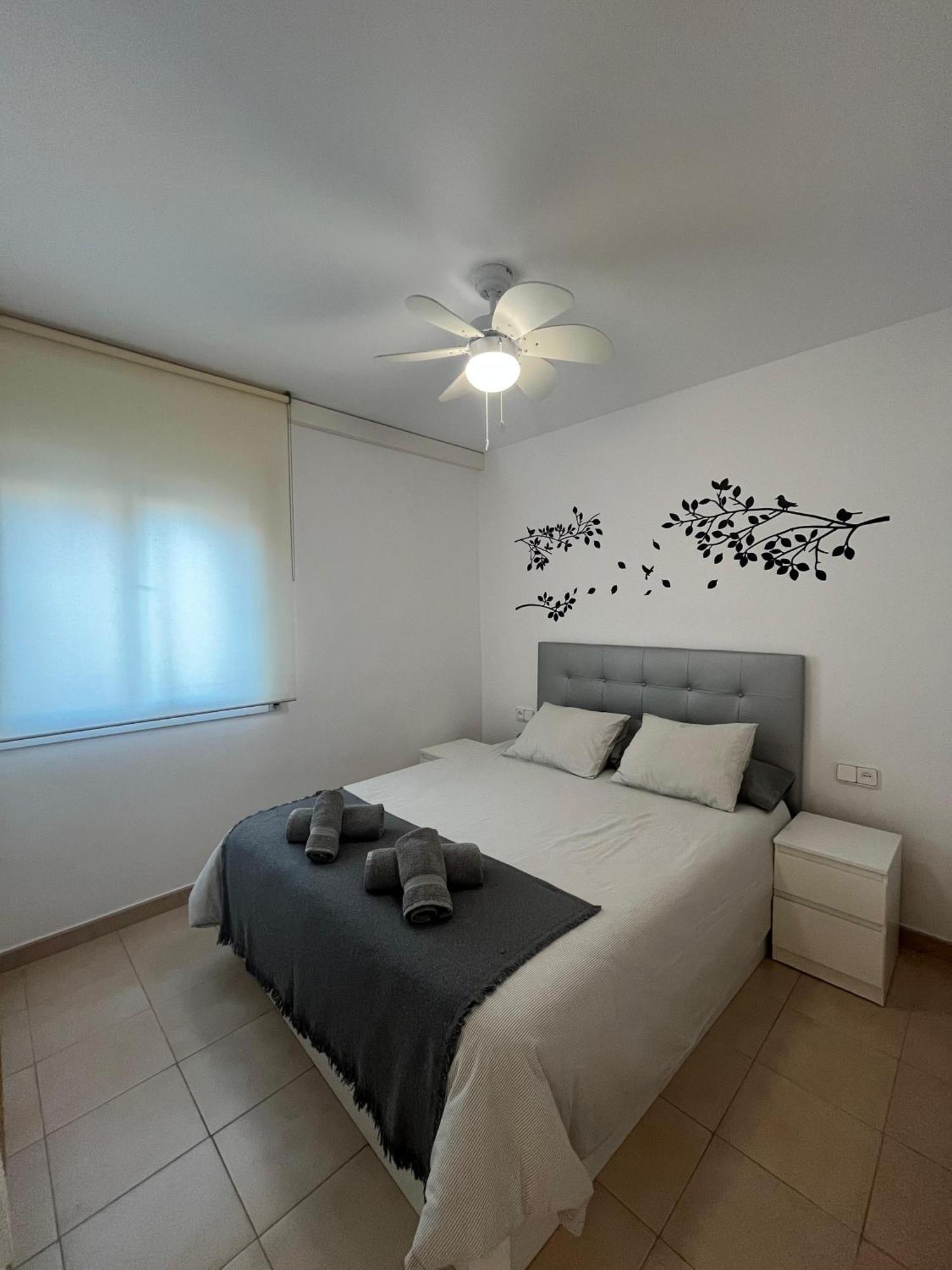 Apartamentos Ct Салоу Экстерьер фото